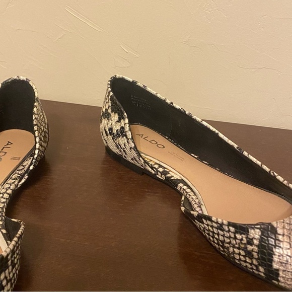 Aldo Snakeskin Flat Loafer Shoe Size 7 Pointy Toe Slip On Casual - Picture 5 of 10